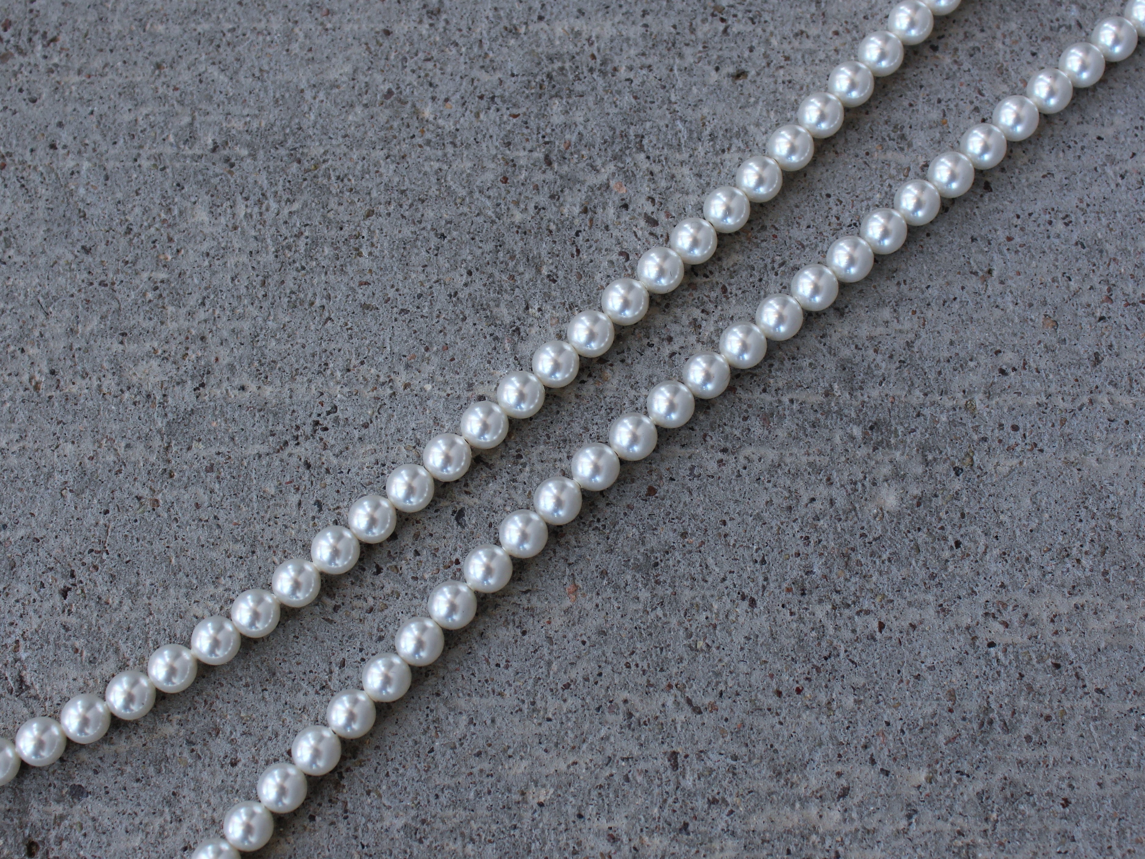 Pearl (Necklace)